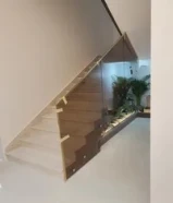 فني زجاج سكريت خدمه جميع مناطق الكويت