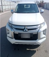 للبيع وانيت متسوبيشي L200 موديل 2023