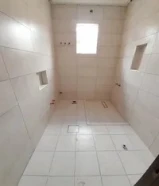 معاذ لتركيب السيراميك البورسلين والباركيه وجميع انواع الرخام دقة وإتقان في العمل أن شاء الله