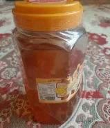 عسل نقي من أربعين نبتة