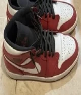 Jordan 1 Mid Chicago retro