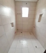 معلم تركيب وتكسير سراميك رخام جرانيت باركيه وتركيب المطابخ والحمامات تمديد الصحي وصيانتها