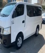 باص نيسان اورفان ركاب موديل 2015.   97535337