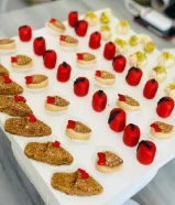 كل انواع العصيار الفريش طبيعية بدون اي منكهات او اظافات صحية جدا وحلويات مناسبات واستهلاك عاءلي