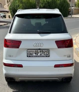 Audi Q7 45TFSI 2016 full option 141km perfect conditions
