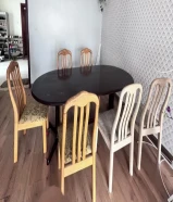 Second hand 6seater wooden dinning table for sale.