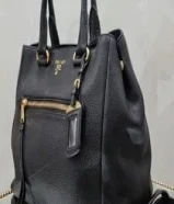 للبيع شنطه يد برادا ( الأصليه ) بحاله ممتازه بحال
