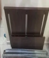 سرير من ايكيا بحالة فوق الممتازة ( شبة جديد) مقاس 140 سم * 190 سم