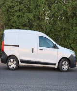 للبيع رينو دوكر 2022