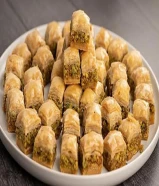 معلم حلويات شرقيه
