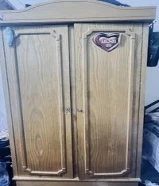 دولاب خشبي ممتاز