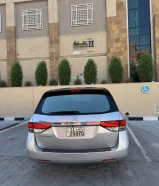 للبيع هوندا اوديسي عائليه بحاله ممتازه صبغ الوكاله