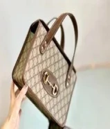 حقائب نسائية