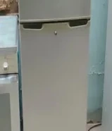 نبيع ثلاجه ونسا 14 قدم حجم صغير بحاله ممتازه معا التوصيل والكفاله