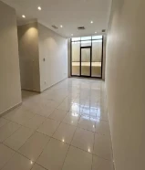 شقة مع بلكونة للإيجار في السالمية