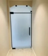 فني زجاج ومرايا تركيب جميع انواع الزجاج99301945