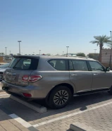 للبيع باترول الفل موديل2012اللون رمادي