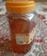 عسل نقي من أربعين نبتة