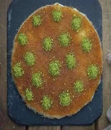 معلم حلويات سوري يبحث عن عمل