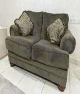 135 KWDطقم كنب امريكي ashley للبيع