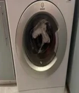 Indesit Front-Load Washing Machine 9kg – Good Condition – Quick Sale!