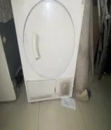 للبيع عدد 2 نشافه و عدد 1 غسالة مستعملة.
