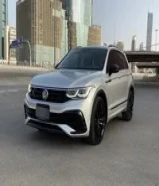 للبيع تيجوان R موديل 2023 وارد الوكاله كفاله الوكاله ل11/2026 سيرفس مجاني بالوكاله صبغ الوكاله