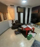 للموظفين فقط غرف للإيجار داخل شقة في حولي قطعة 12 شارع قتيبة بن مسلم مقابل الملا للصرافة