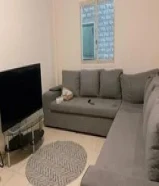 مطلوب سيدة لمشاركة سكن بنات66443390