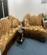 مشاركة سكن بالفروانيه مصري داخل شقة مؤثثه بالكامل بها 4 اشخاص قريبة من جميع الخدمات بالفروانية98001613