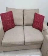 طقم انتريه من صفاة هوم وترابيزة ايكيا