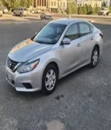 Nissan Altima - 2018 Silver