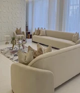 غرف جلوس ستائر روال شفون لنن تنجيد كنب فك تركيب الستائر ستائر ويفي فندقيه مطارح اسفنج البغلي