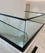 فني زجاج
