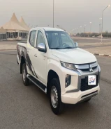 2020 ميتسوبيشي4*4 دبــل