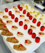 كل انواع العصيار الفريش طبيعية بدون اي منكهات او اظافات صحية جدا وحلويات مناسبات واستهلاك عاءلي