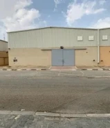 لايجار قسيمه تجاريه صناعية ومخاذن في الجهراء تصلح جميع الانشطه 2500م تقسم 1250م ترخيص مطافي وبلديه