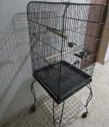 قفص بحالة جيده جدا للبيع مستعجل